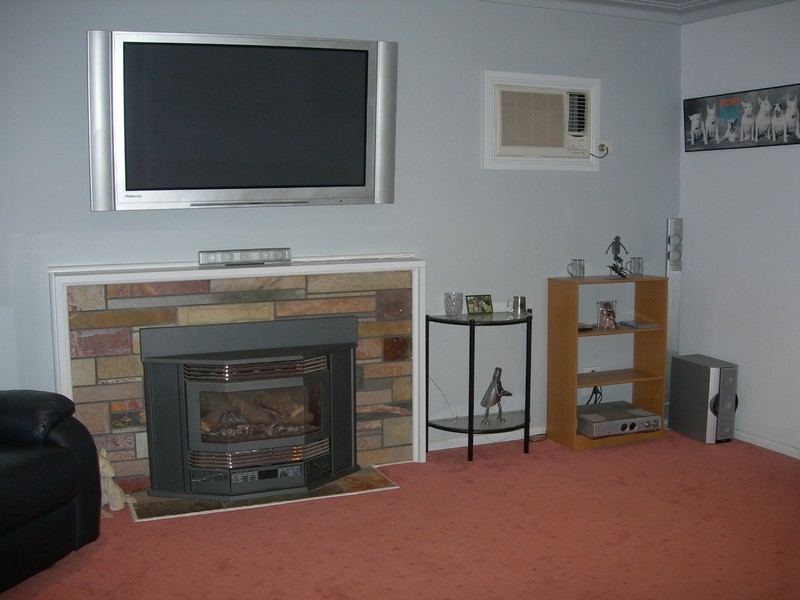 3 Manson Drive, Melton South VIC 3338