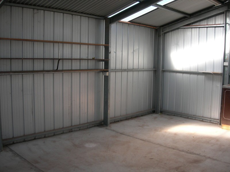 17 Lang Road, Melton VIC 3337