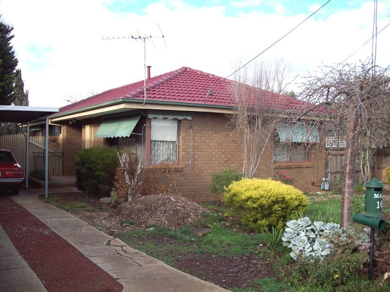 16 Bourke Road, Melton VIC 3337