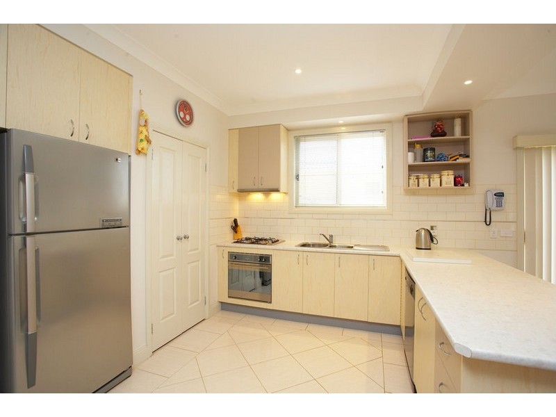 8A Glenfield Avenue, Melton VIC 3337