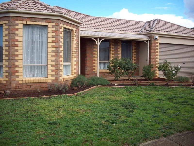 29 Stanley Crescent, Melton VIC 3337