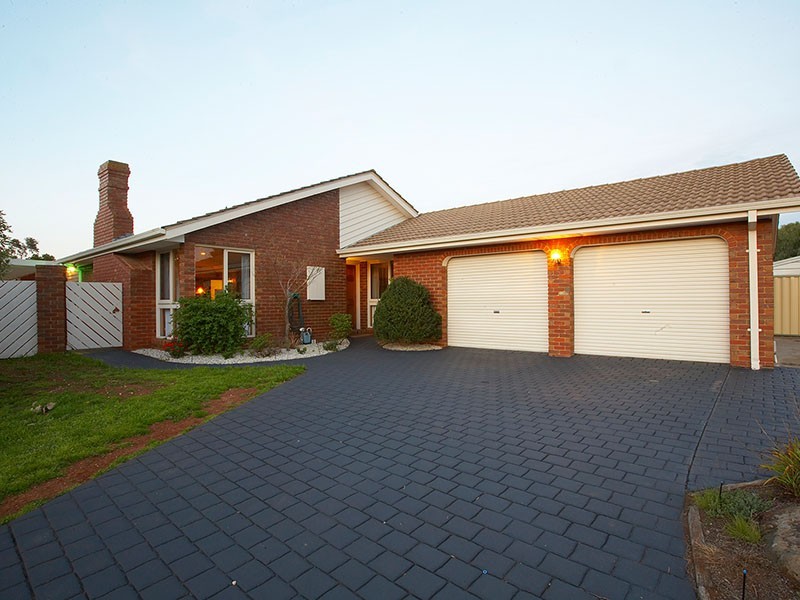 5 Mirboo Court, Melton VIC 3337