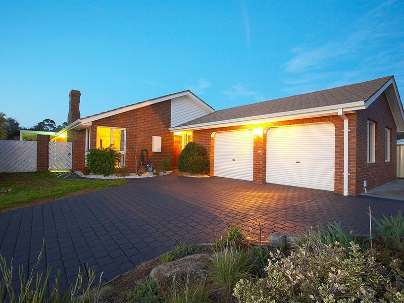 5 Mirboo Court, Melton VIC 3337