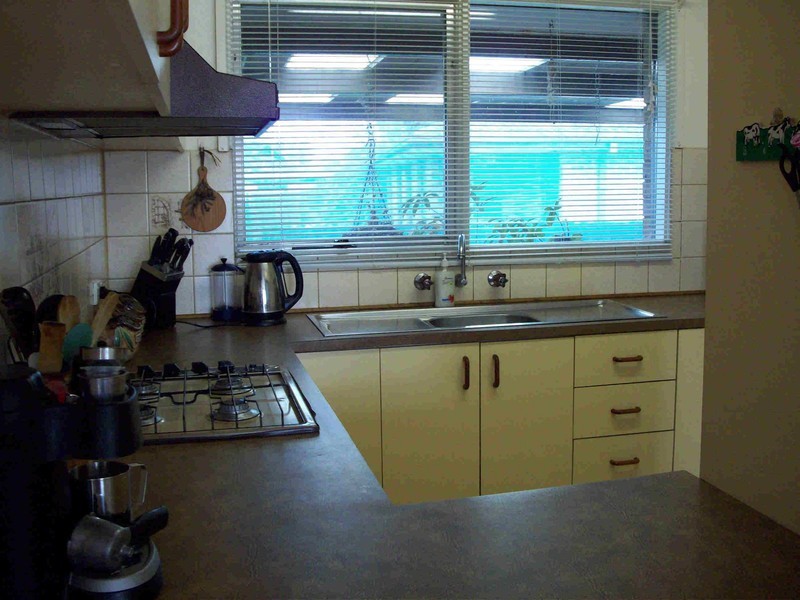 6 Berkley Place, Melton VIC 3337