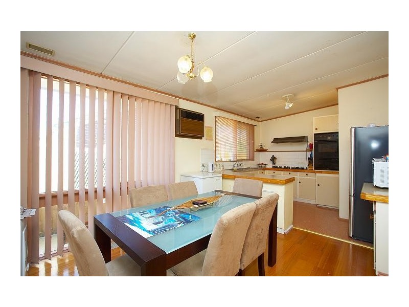 Melton South VIC 3338