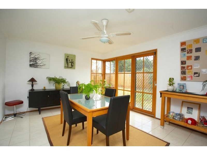 5 Walsingham Crescent, Melton VIC 3337