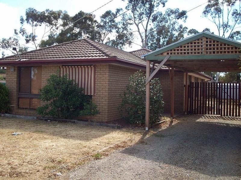 26 Coburns Road, Melton VIC 3337