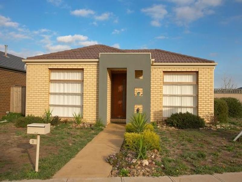2 Rainsford Place, Melton West VIC 3337