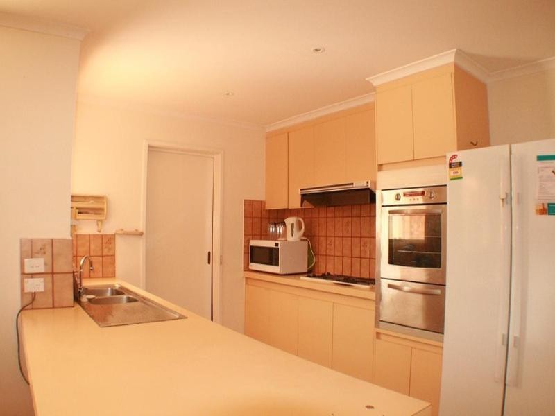 592 High Street, Melton VIC 3337