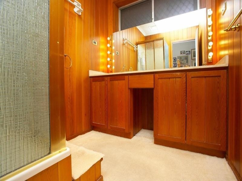 7 Olive Place, Melton West VIC 3337