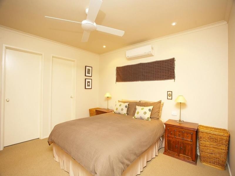 7 Olive Place, Melton West VIC 3337