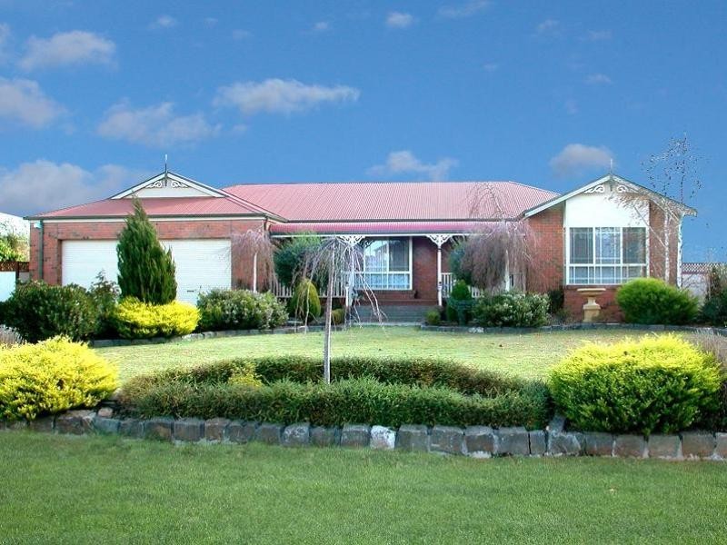 3 Westley Place, Melton VIC 3337