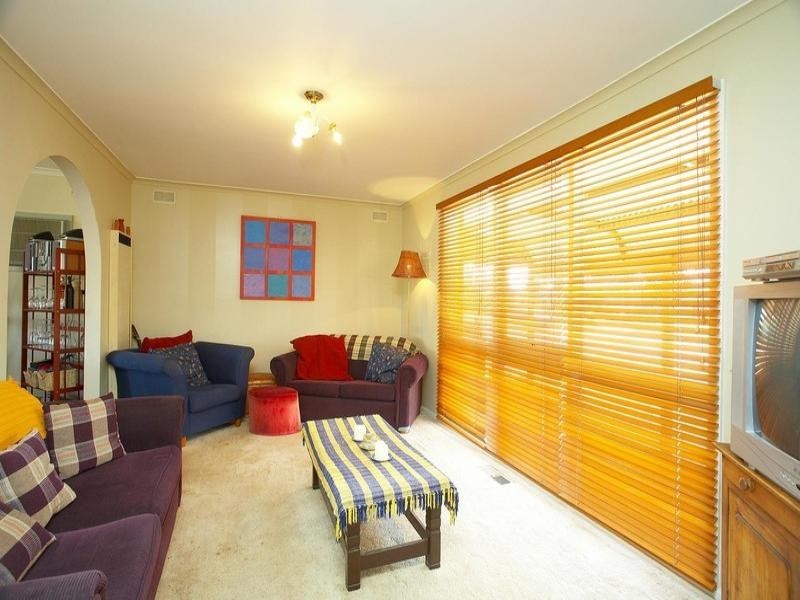 21 Wilson Road, Melton South VIC 3338