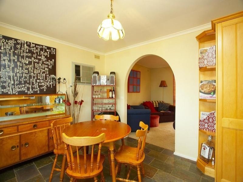 21 Wilson Road, Melton South VIC 3338