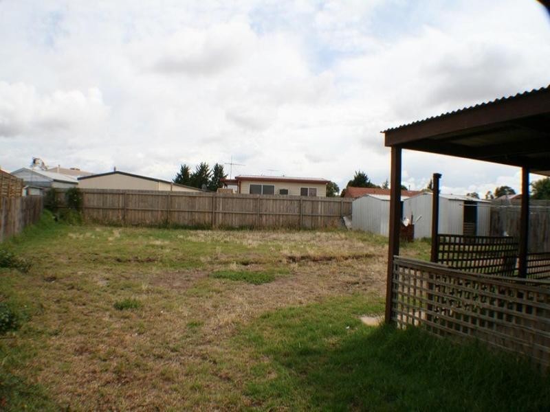 72 Hilton Way, Melton West VIC 3337