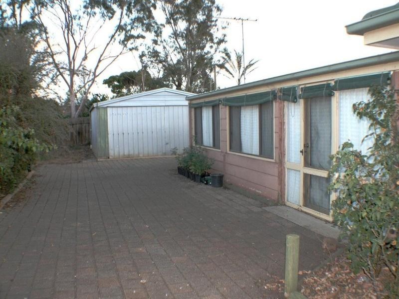 5 Christina Crescent, Kurunjang VIC 3337