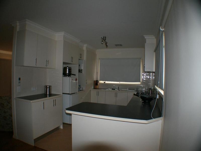 4 Norma Street, Melton VIC 3337