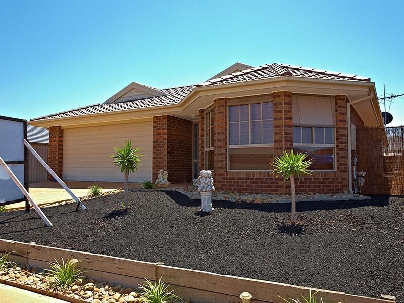 7 Dianella Court, Brookfield VIC 3338