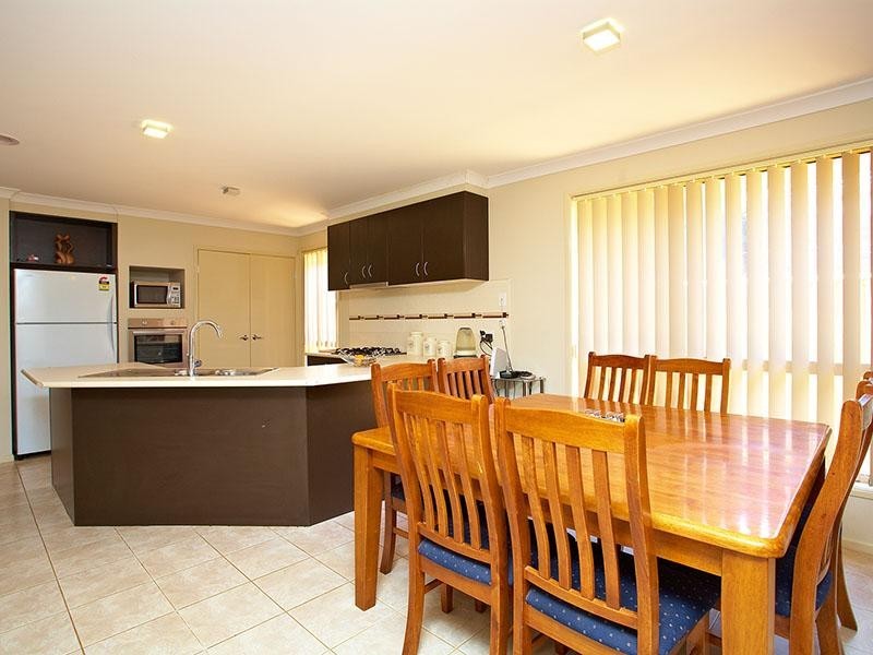 7 Dianella Court, Brookfield VIC 3338