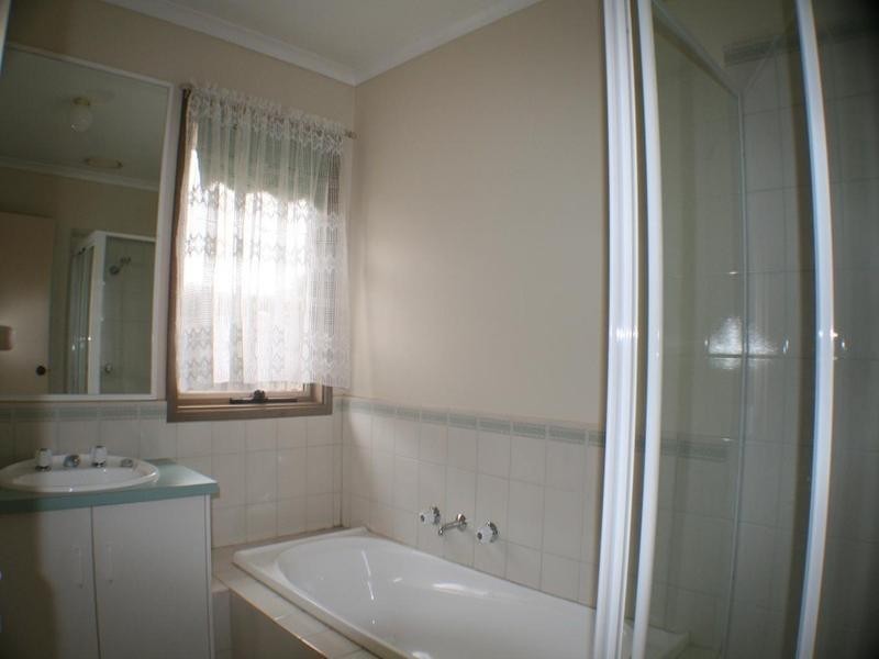 75 Piccolotto Drive, Melton West VIC 3337