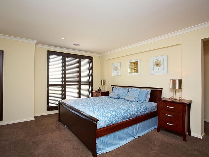 8 Statesmen Drive, Kurunjang VIC 3337