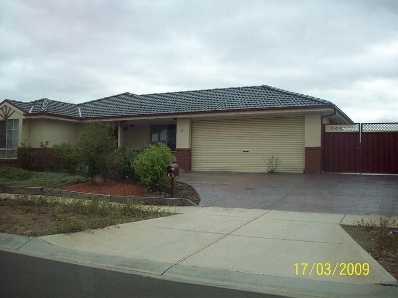 15 Strawberry Road, Kurunjang VIC 3337