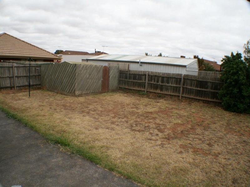 2 Molga Crt., Kurunjang VIC 3337