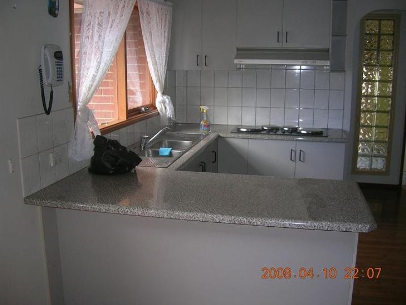 39 Stanley Crescent, Melton VIC 3337