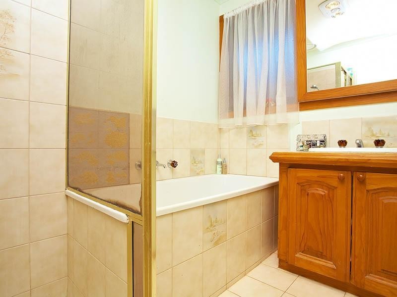 16 Nimmo Crescent, Kurunjang VIC 3337