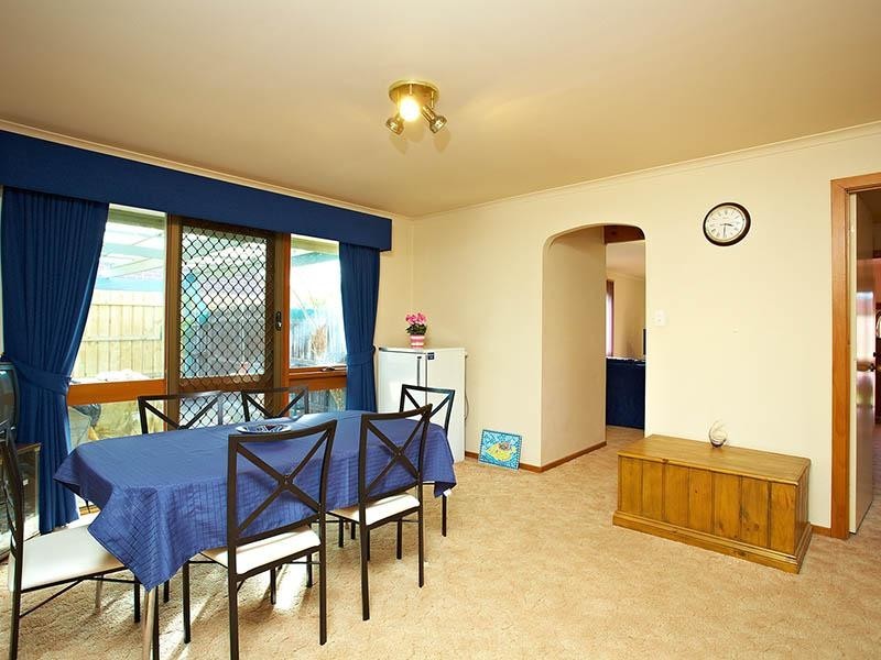 16 Nimmo Crescent, Kurunjang VIC 3337