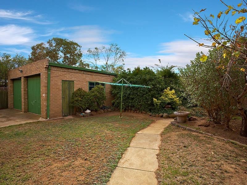 9 Hudson Place, Melton VIC 3337