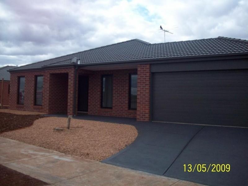 46 Panorama Drive, Melton VIC 3337