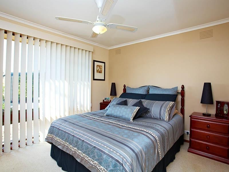 8 Murray Street, Melton South VIC 3338