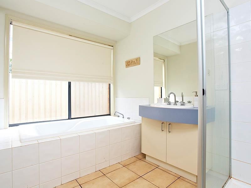 25 Hillsmeade Drive, Melton West VIC 3337