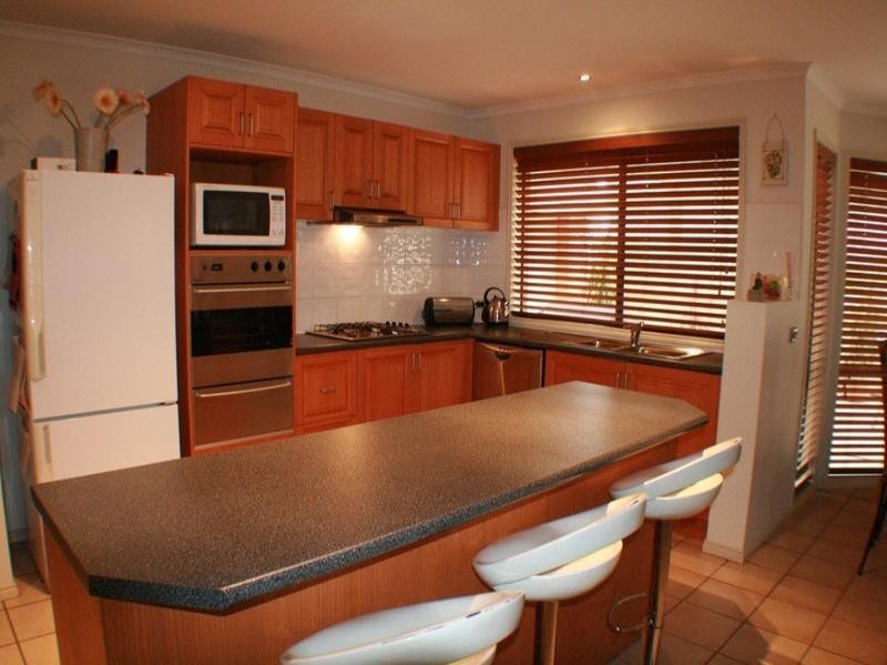 25 Hillsmeade Drive, Melton West VIC 3337