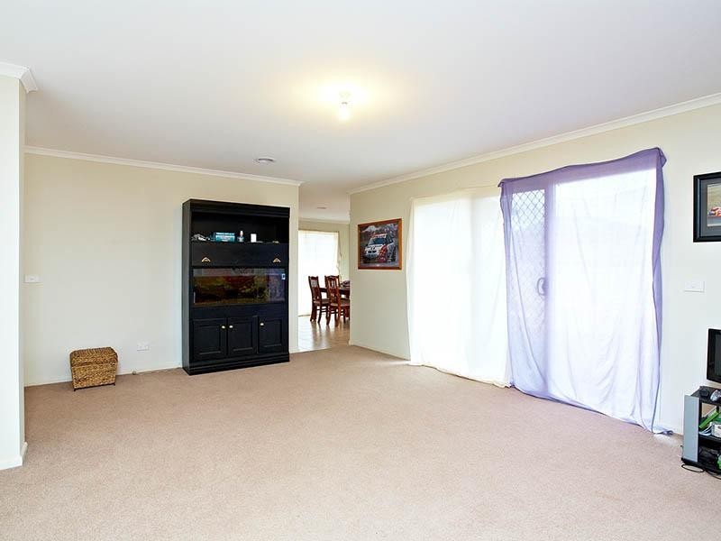 23 Rainlover Drive, Kurunjang VIC 3337