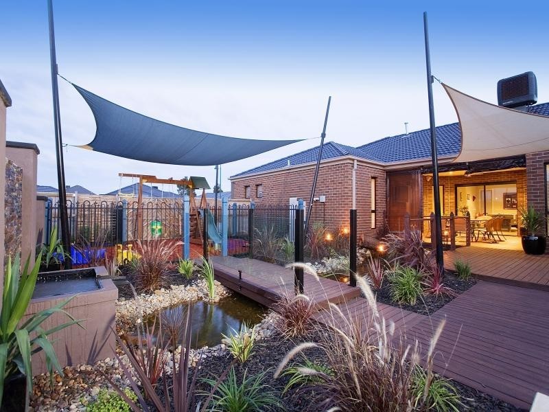 7 Indigo Square, Botanica Springs, Melton VIC 3337