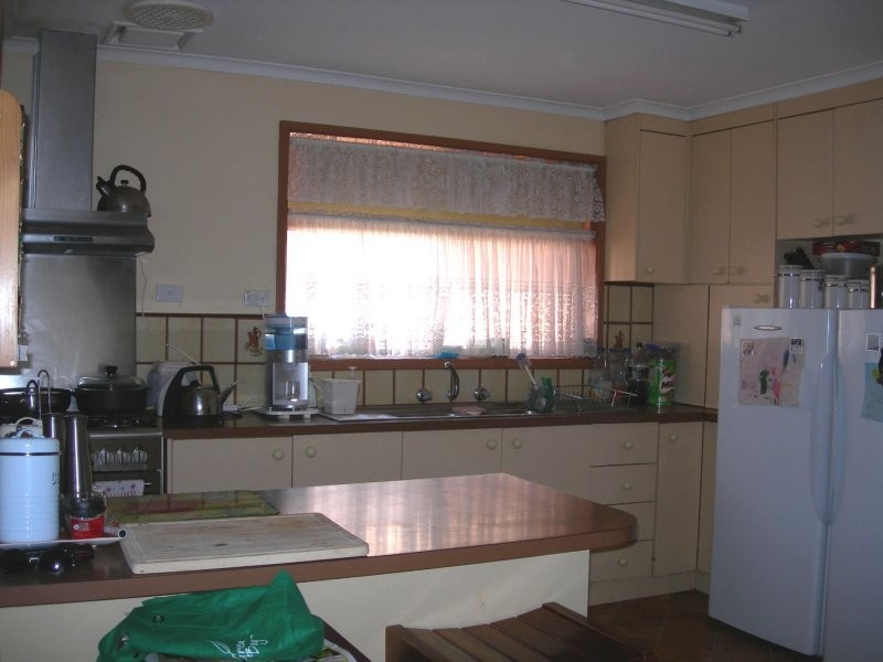 38 Curlew Close, Melton VIC 3337