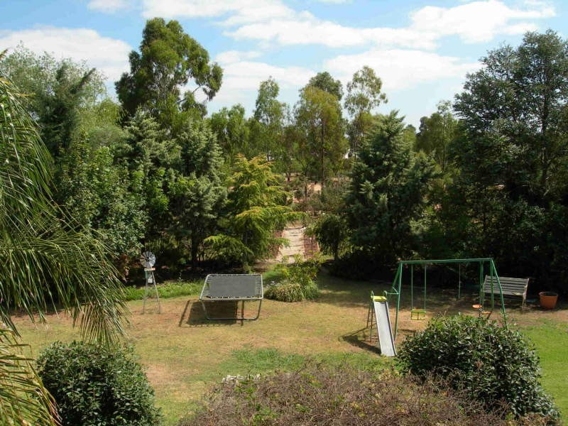 10 Kororoit Court, Toolern Downs, Melton VIC 3337