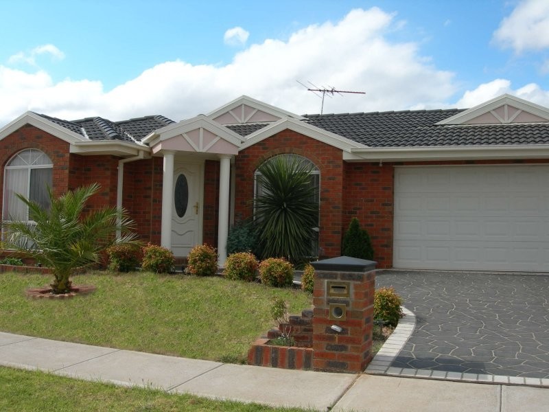 1 Staton Crescent, Westlake, Melton West VIC 3337