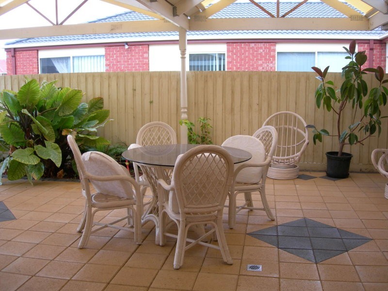 1 Staton Crescent, Westlake, Melton West VIC 3337