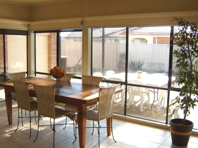 33 Meadowglen Drive, Melton VIC 3337