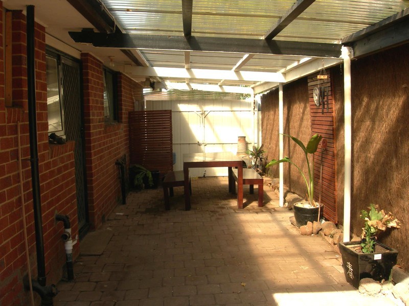 32 Gretel Grove, Melton VIC 3337