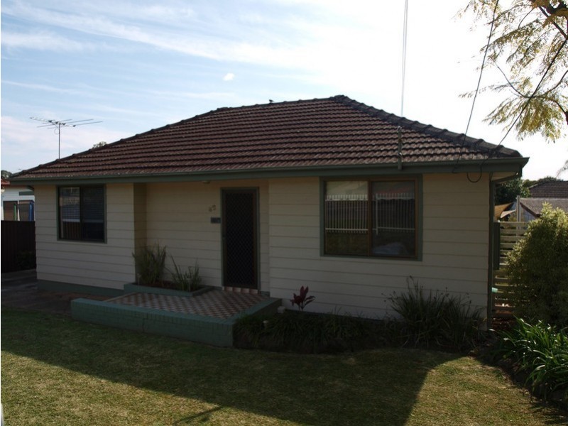 82 BUNGAREE Road, Toongabbie NSW 2146