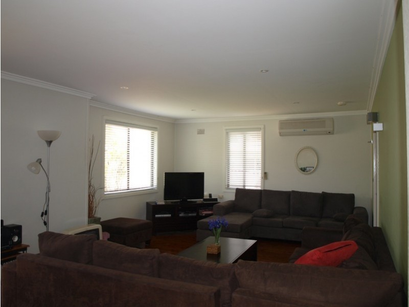82 BUNGAREE Road, Toongabbie NSW 2146