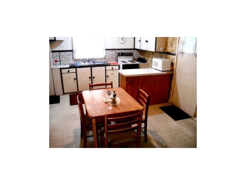 2 Glen Place, Pendle Hill NSW 2145