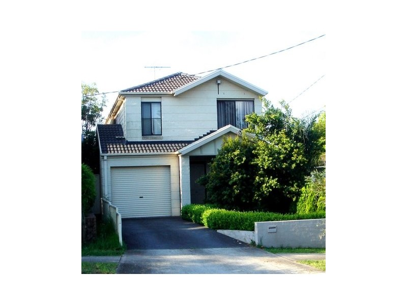 19a Cornelia Road, Toongabbie NSW 2146