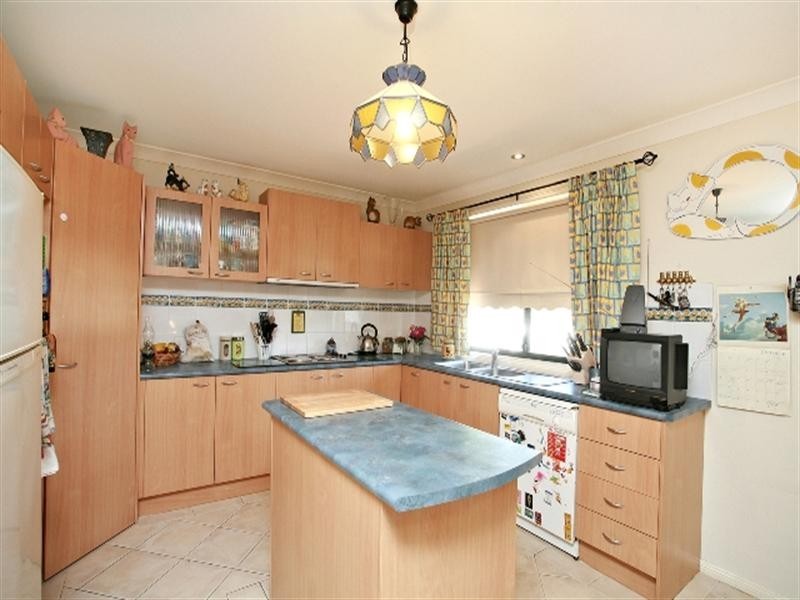 4 CAMILLO Street, Pendle Hill NSW 2145