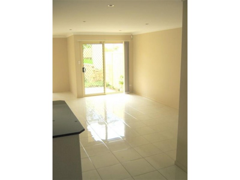 19a Runyon Avenue, Greystanes NSW 2145