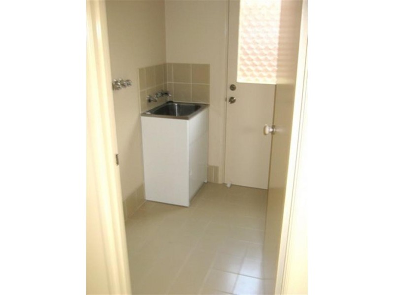 19a Runyon Avenue, Greystanes NSW 2145